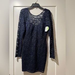 Windsor navy blue dress. Size large. NWT